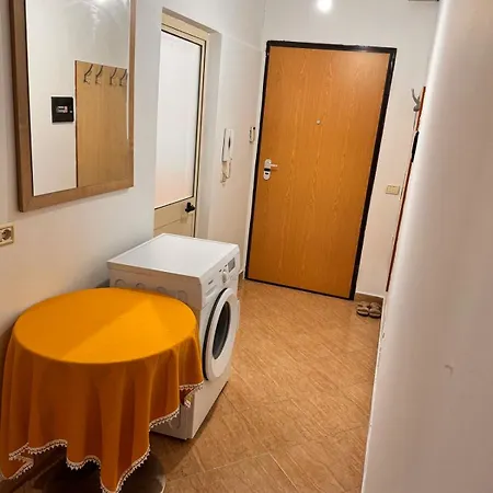 Apartment 3 *
